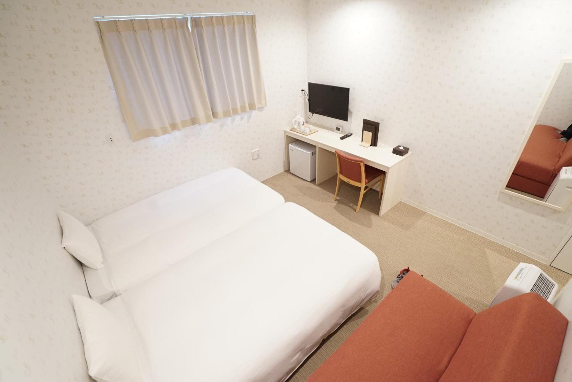Cvs Bay Hotel New Building Urayasu Exterior photo